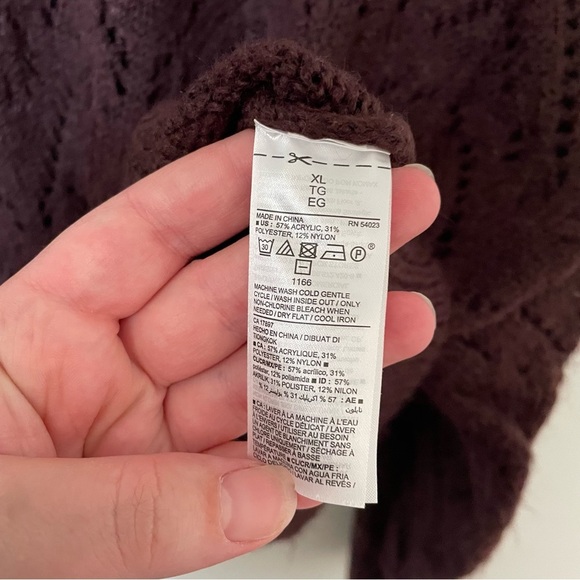 Old Navy Cozy Pointelle-Knit Crew-Neck Sweater Burgundy Size Extra Large - Picture 8 of 10